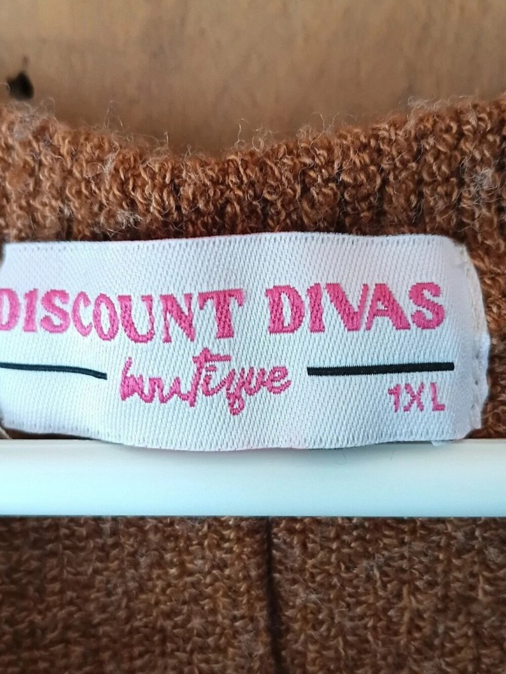 Discount Divas Women’s 1X Oversized Tunic Sweater Top Brown Textured Pocket - Picture 4 of 5